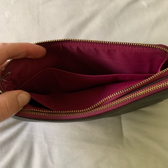 Women’s Coach Wallet with Wristlet - Picture 4 of 4